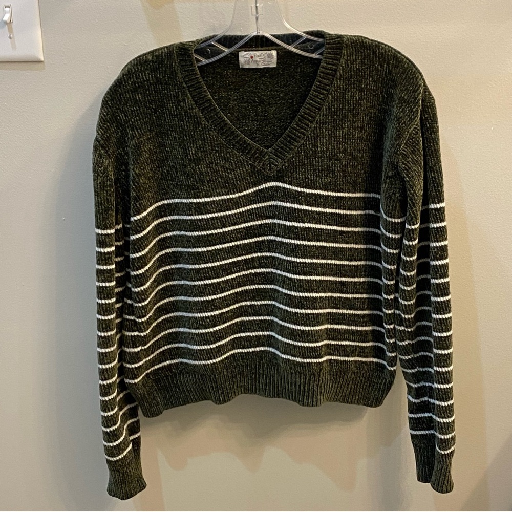 Poof Apparel  Soft Chenille L/S V-Neck Striped Sweater Grey/White M